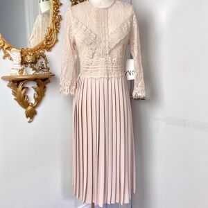 NWT Zara Blush nude Romantic Lace pleated midi dress